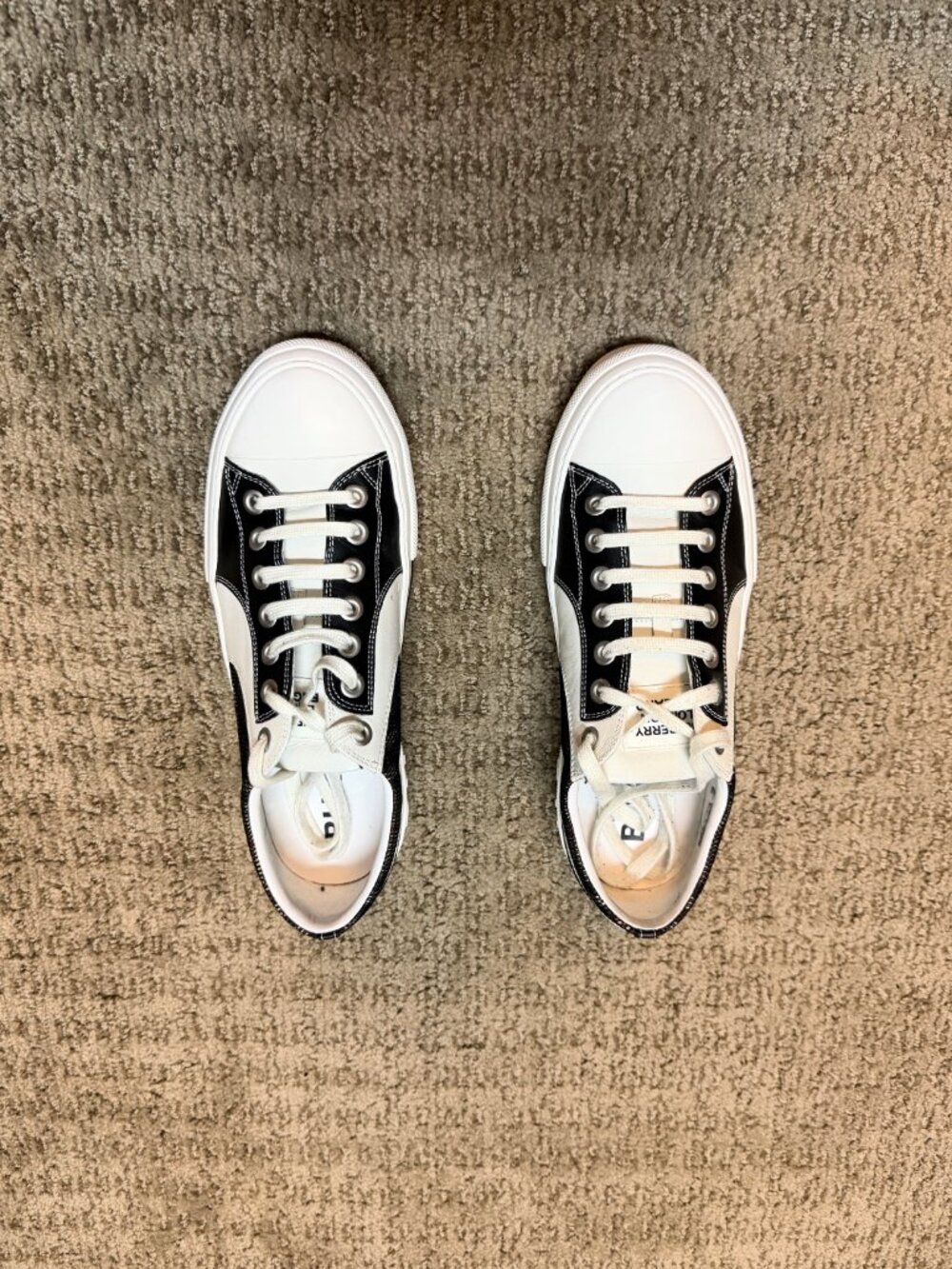 Burberry Low Top Sneaker - Rubber Sole - Size 44 - Picture 6 of 15